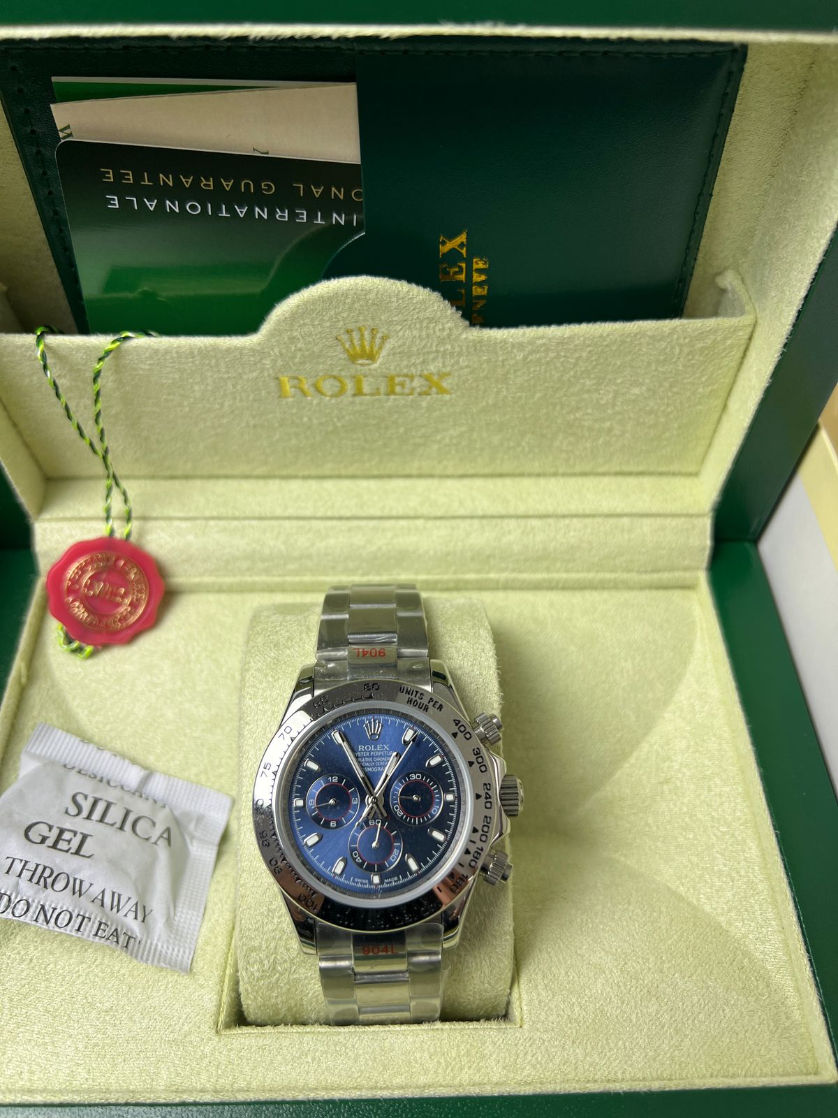 Rolex Cosmograph Daytona Blue - L’Alliance Parfaite entre Sportivité et Élégance