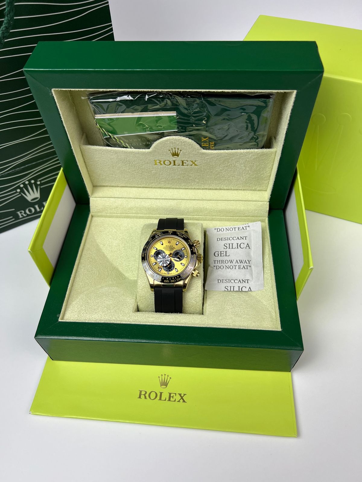 Rolex Cosmograph Daytona Oysterflex - Or Jaune – La Légende de la Vitesse