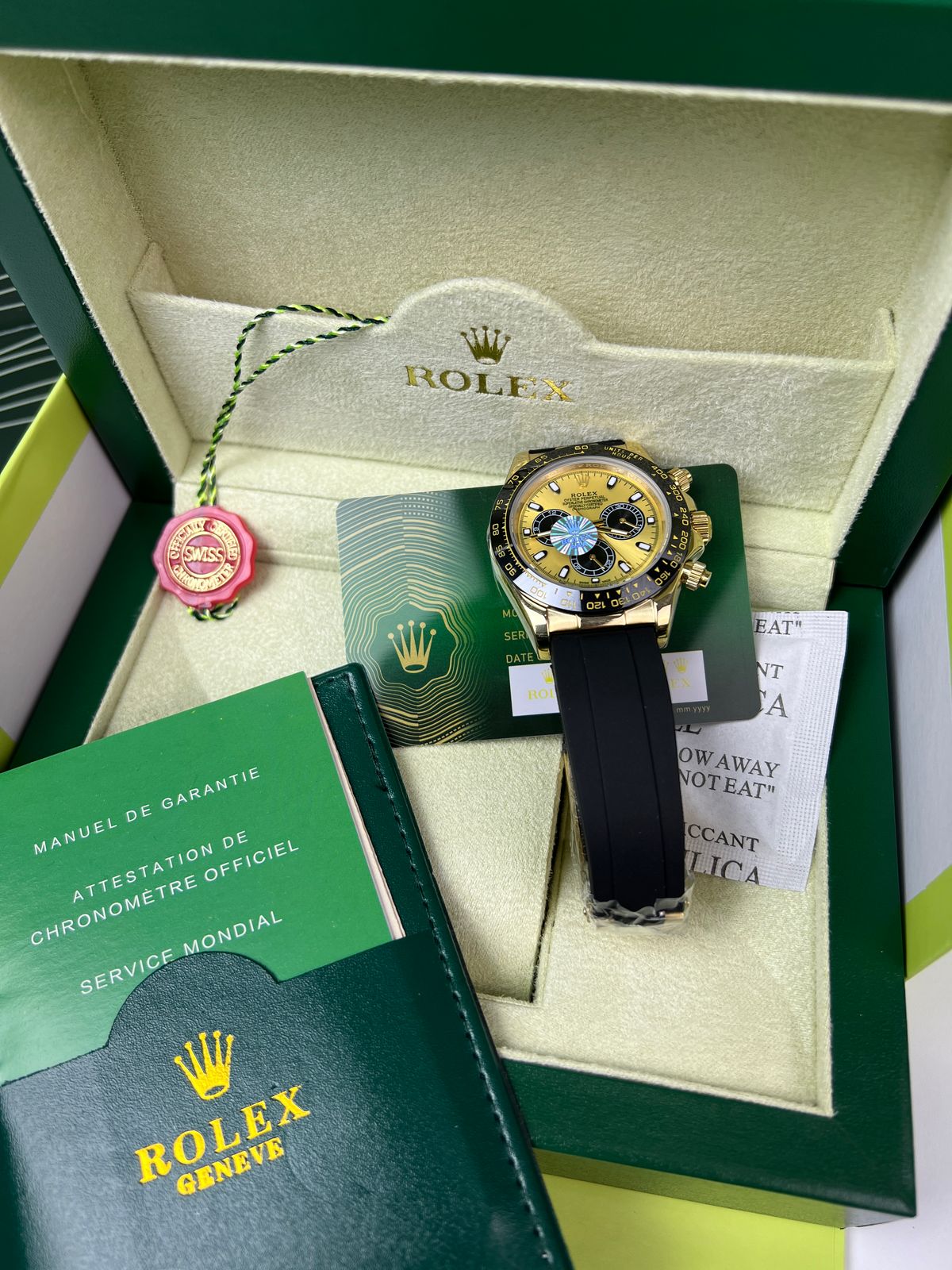 Rolex Cosmograph Daytona Oysterflex - Or Jaune – La Légende de la Vitesse
