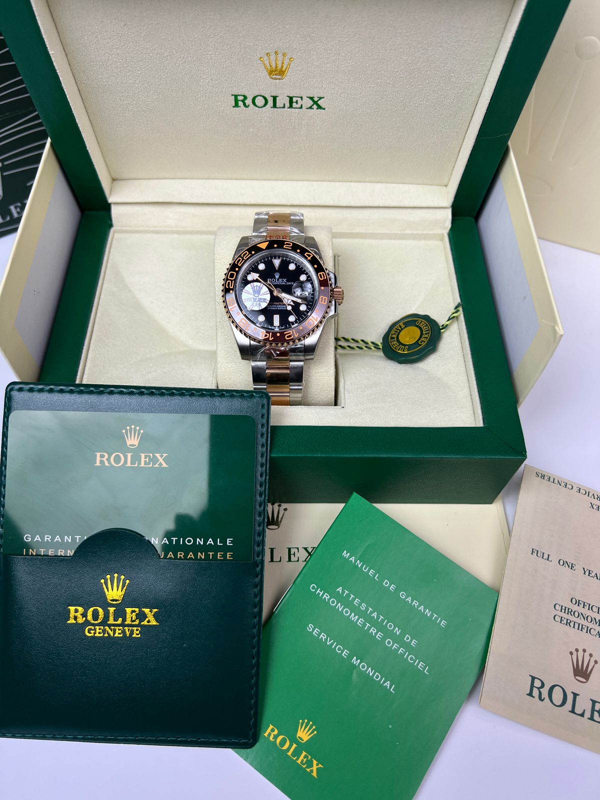 Rolex GMT-Master II “Root Beer” acier & or Everose – L’Élégance Cosmopolite