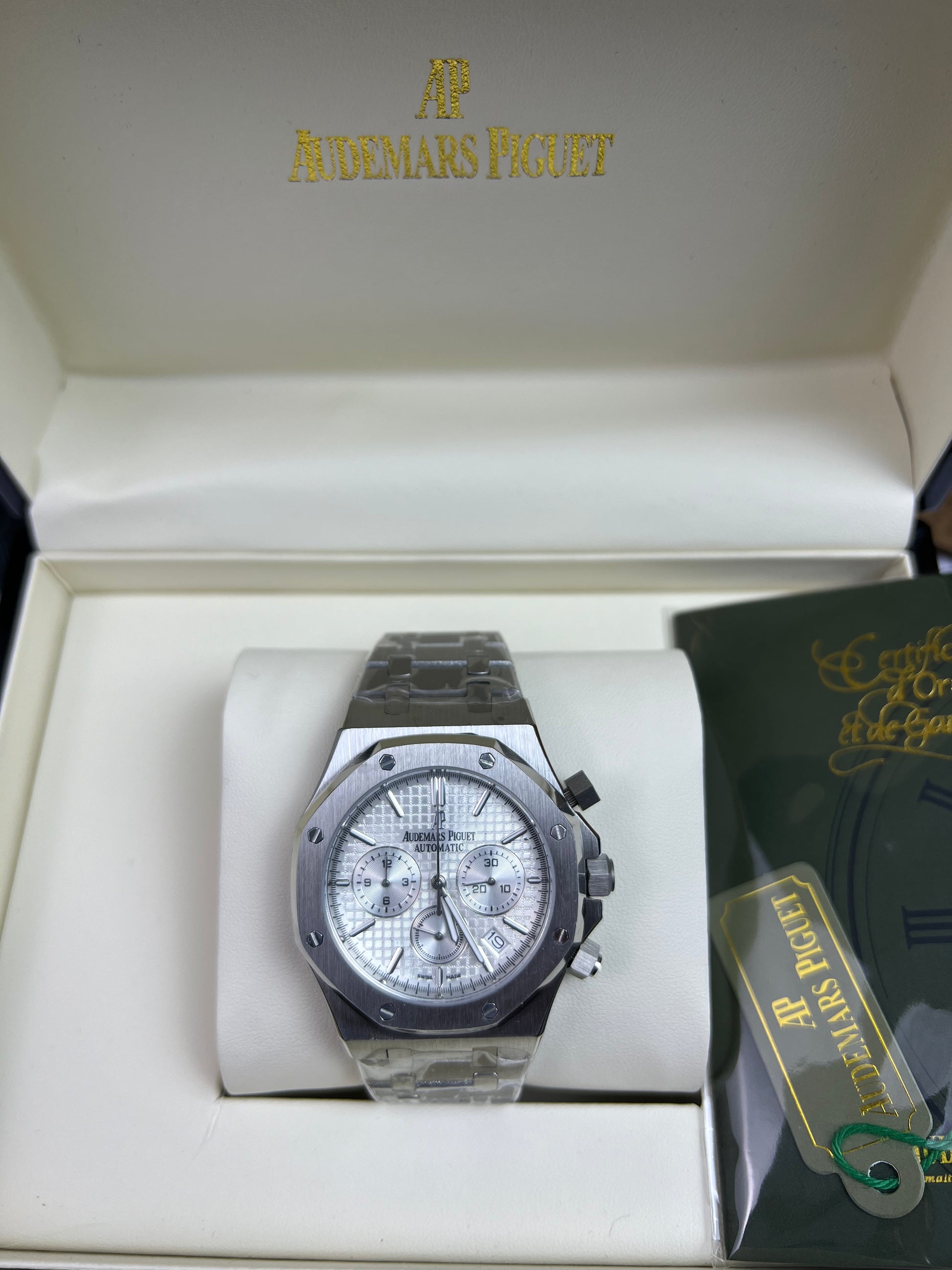 AP Royal Oak Chronograph cadran blanc livraison rapide Maroc