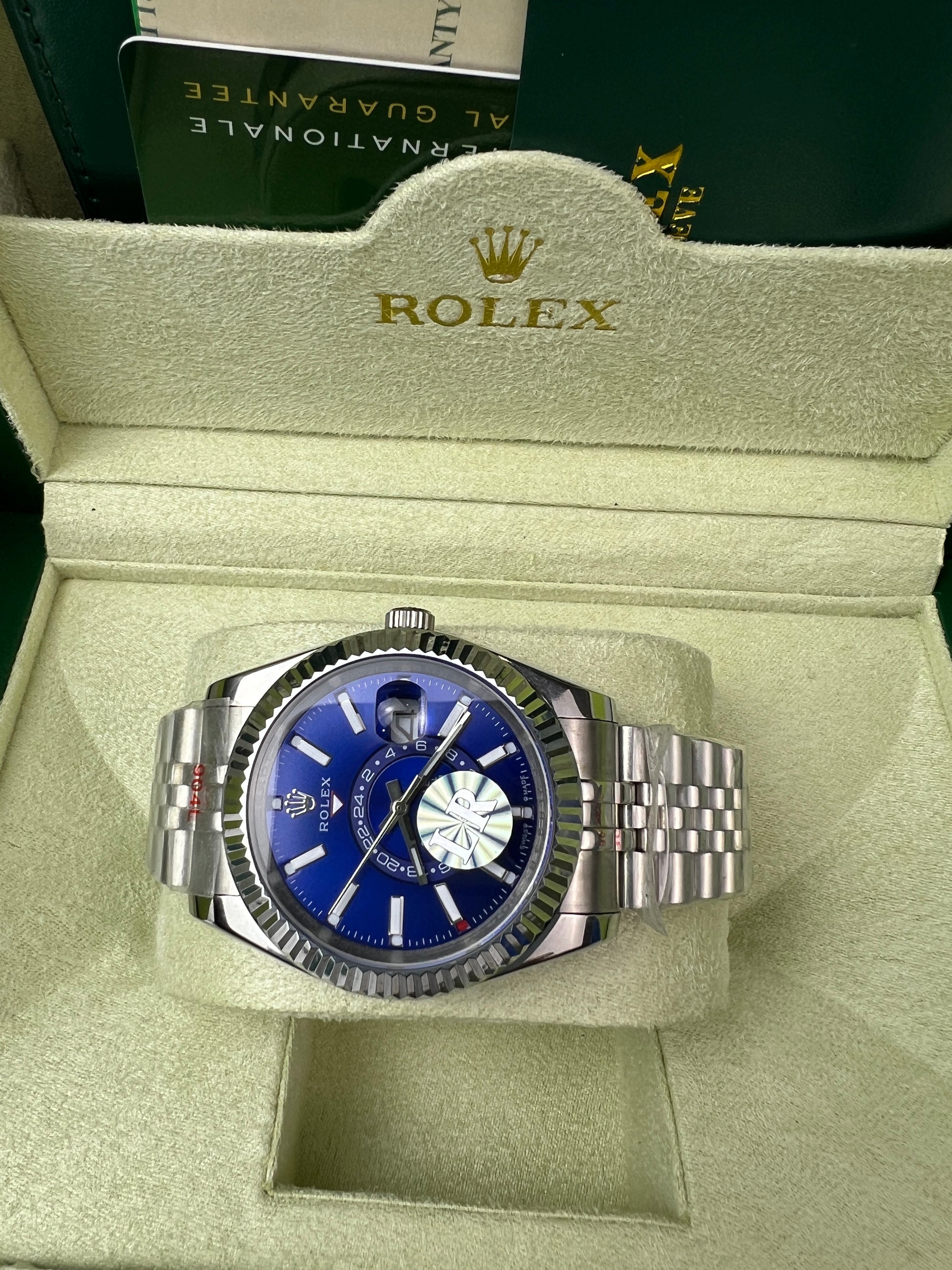 Rolex Sky-Dweller cadran bleu paiement à la livraison