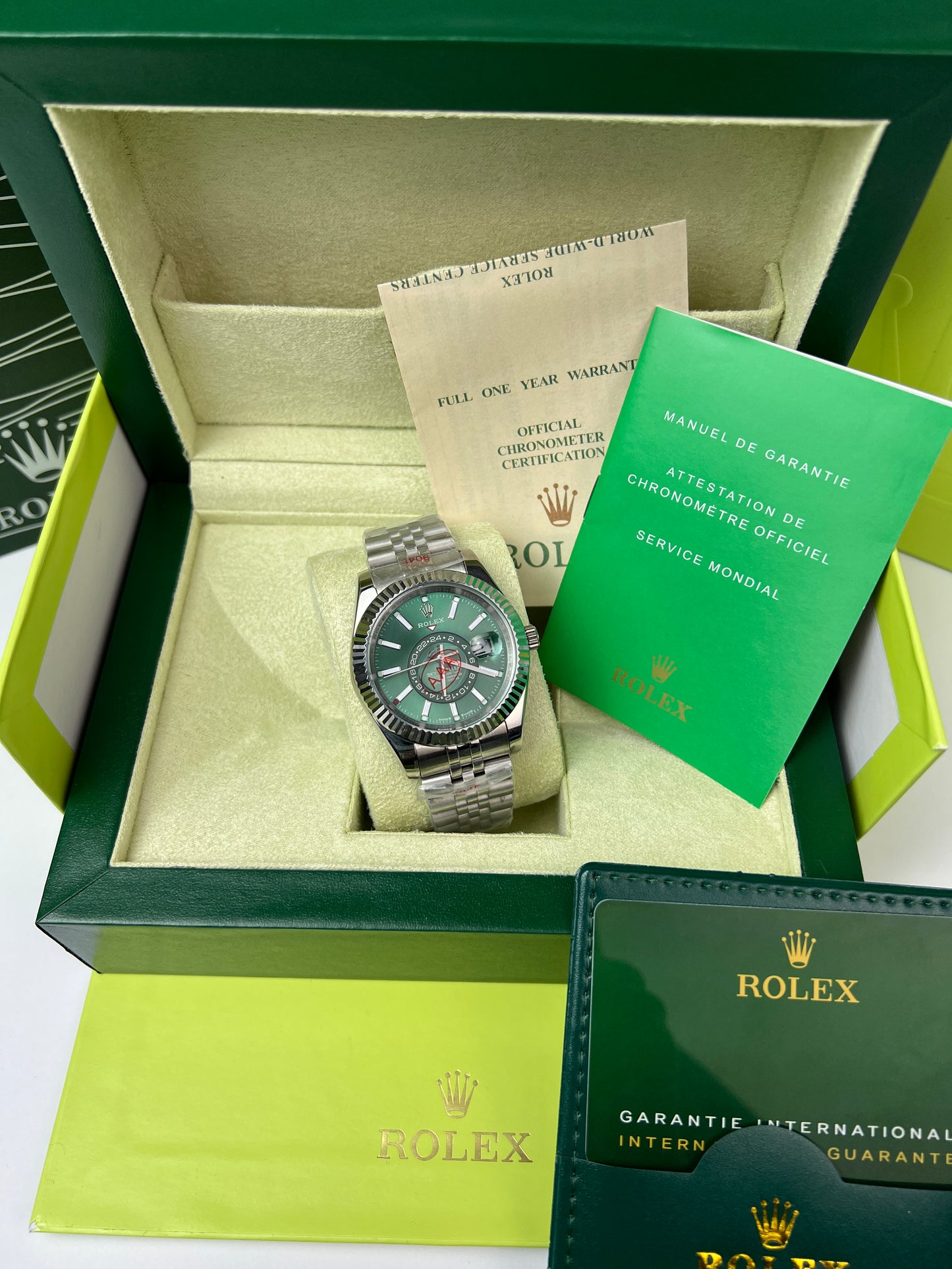 Montre Rolex Sky-Dweller verte livraison Casablanca