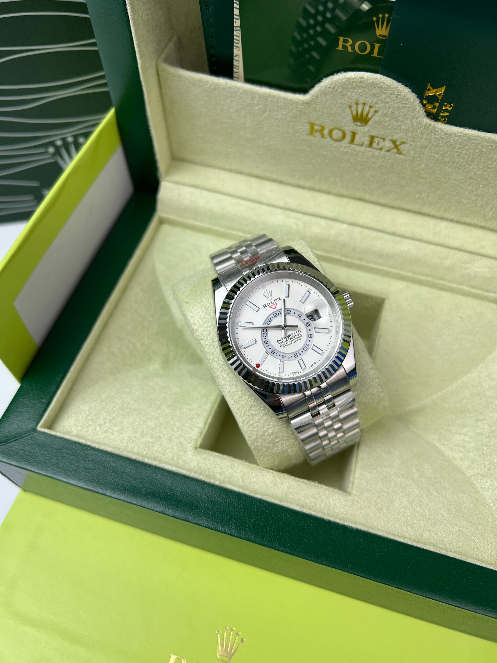 Rolex Sky-Dweller cadran blanc paiement à la livraison