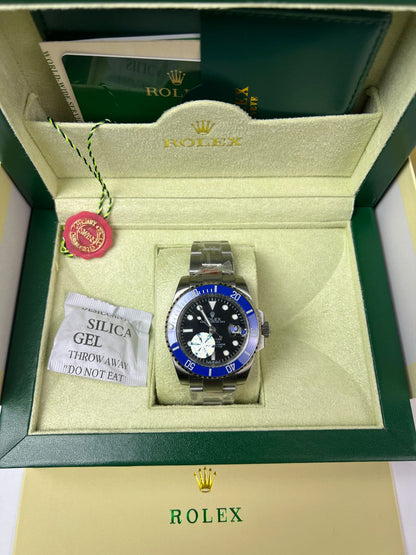 Rolex Submariner Date "Smurf"/ bleue en céramique Cerachrom