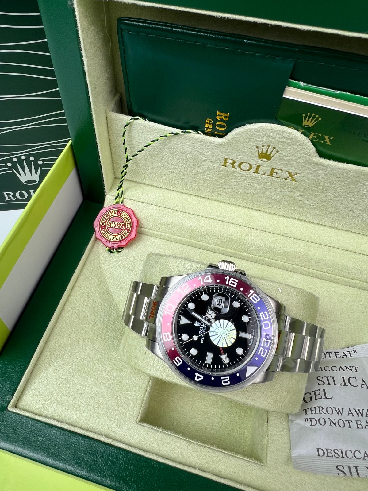 Rolex GMT-Master II | Cadran Noir  | lunette bicolore rouge et bleue