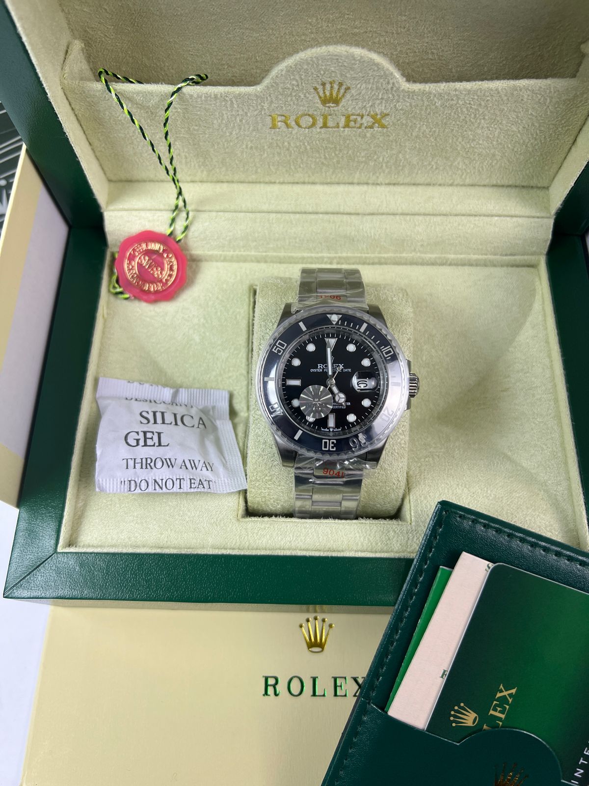 Rolex Submariner Date – lunette cerachrom noire