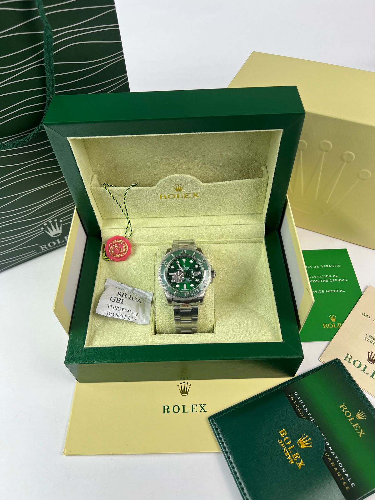 Rolex Submariner Date "Hulk" – lunette vert émeraude