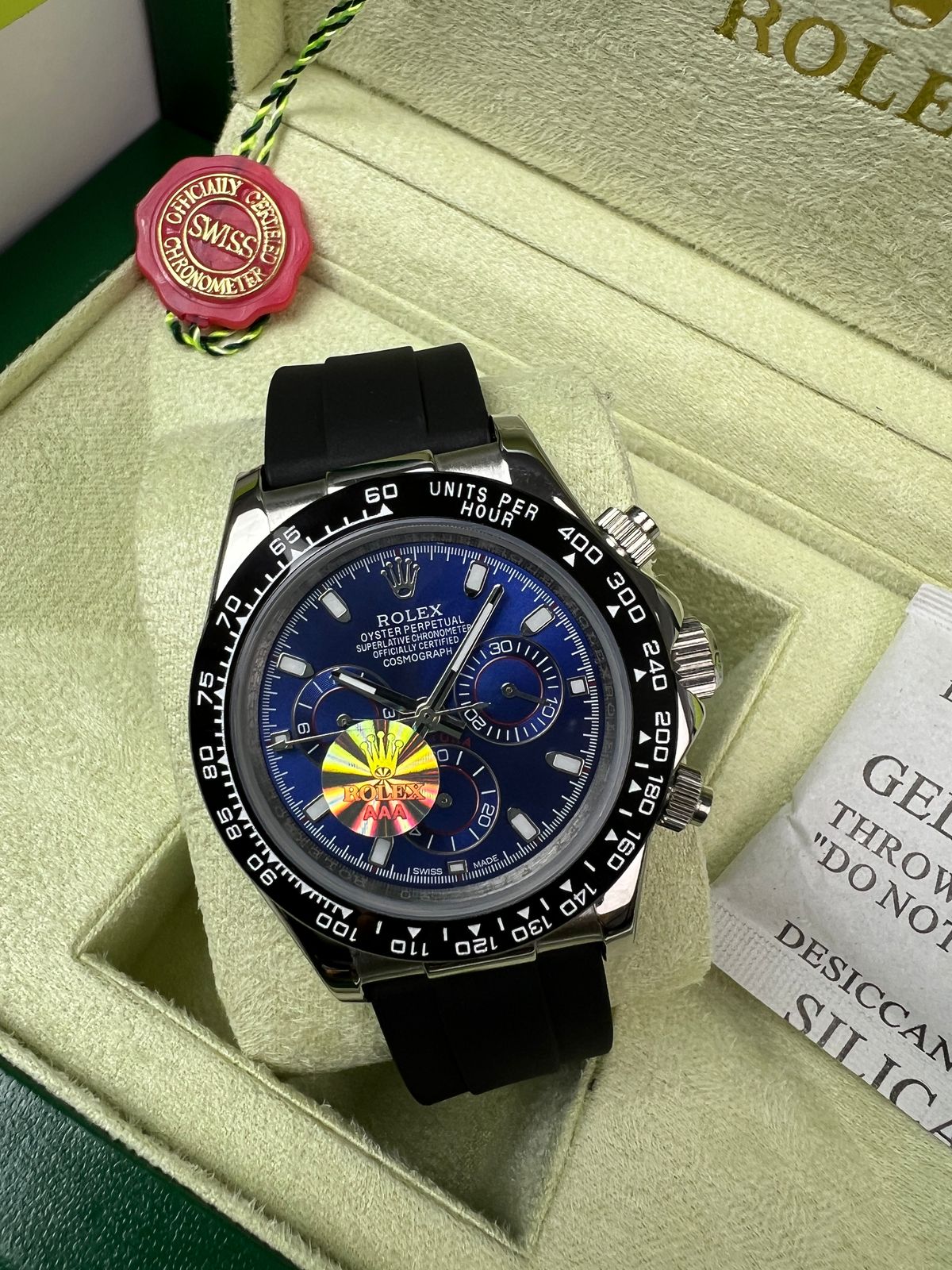 Rolex Cosmograph Daytona Oysterflex Bleu – L'Élégance Sportive Ultime